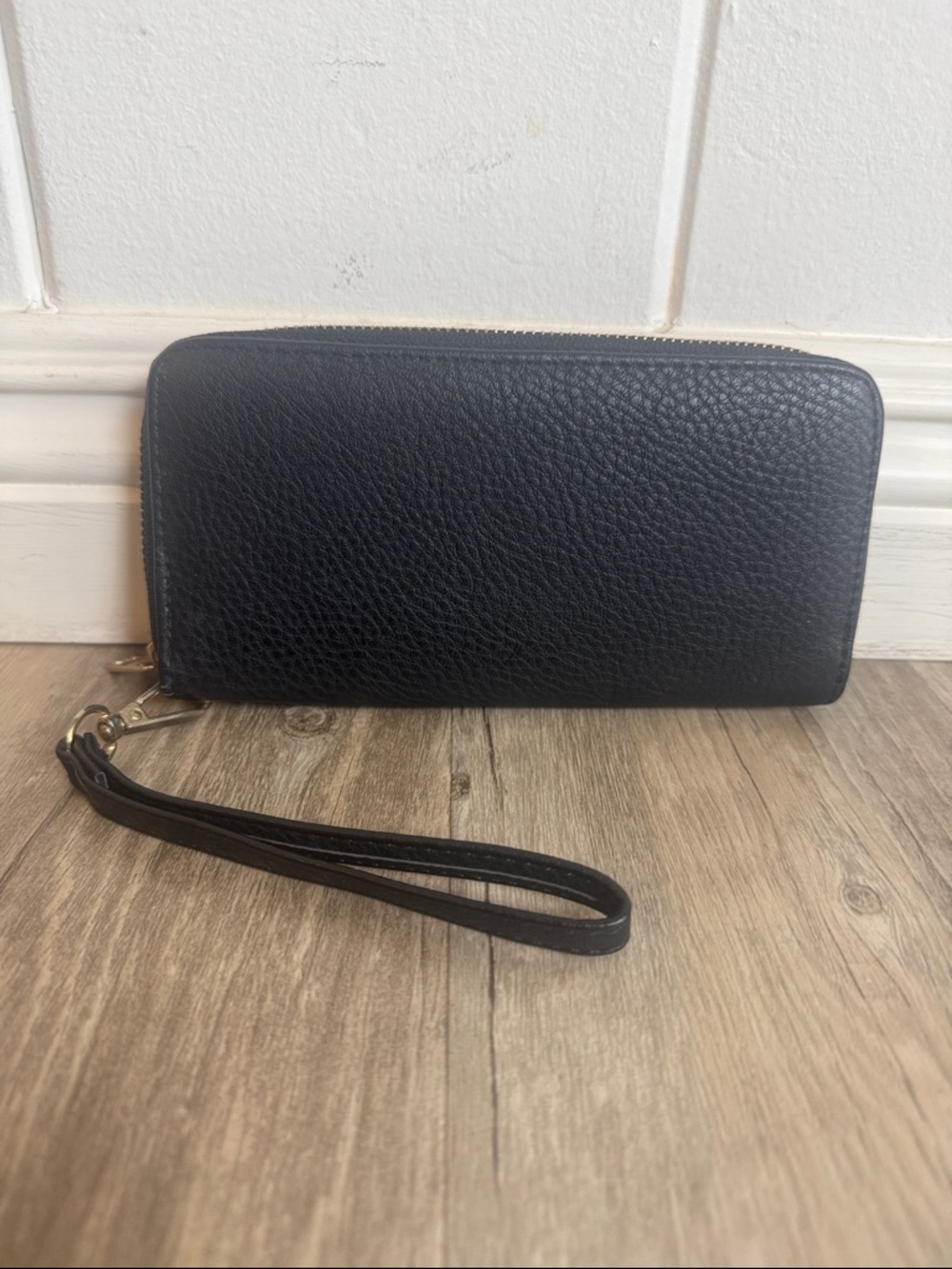 Black Leather Wristlet Wallet Zip Around Organizer Clutch